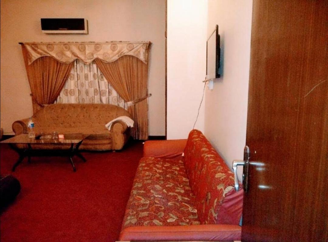 Magnum Hotel Lahore Eksteriør billede
