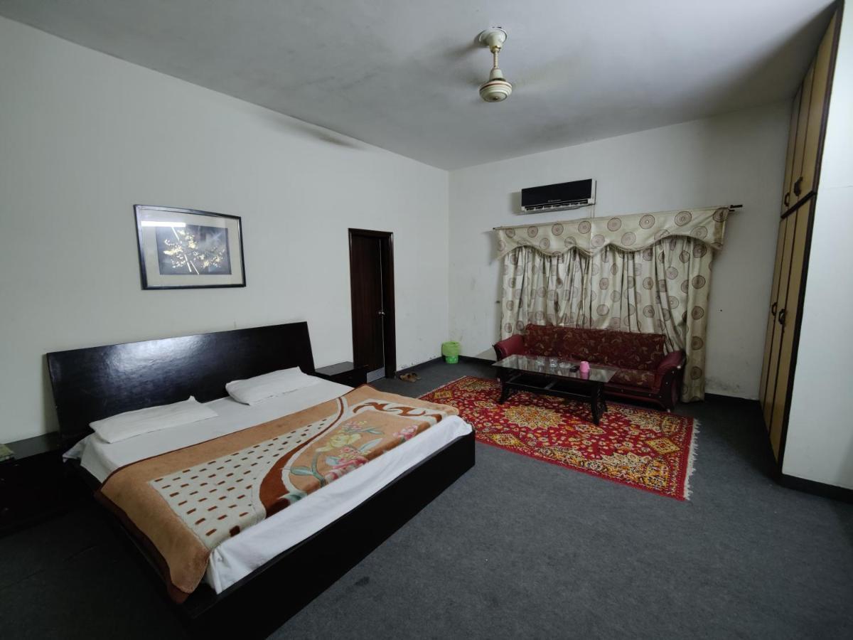 Magnum Hotel Lahore Eksteriør billede